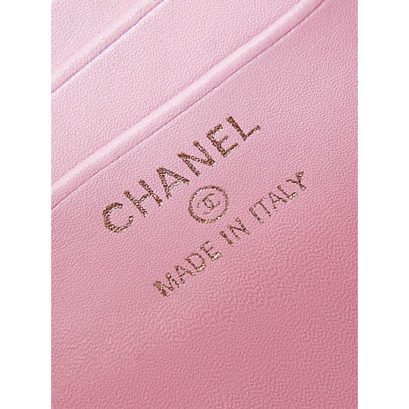 Ch*el vanity bag with chain pink