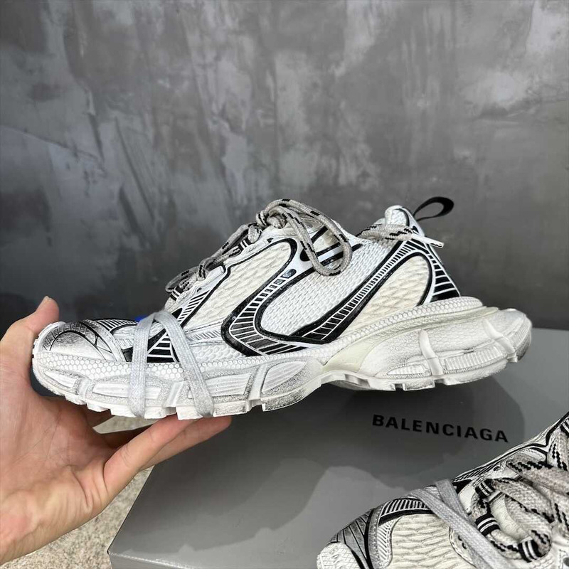 Ba*len*cia*ga 3xl sneaker white mesh and polyurethane