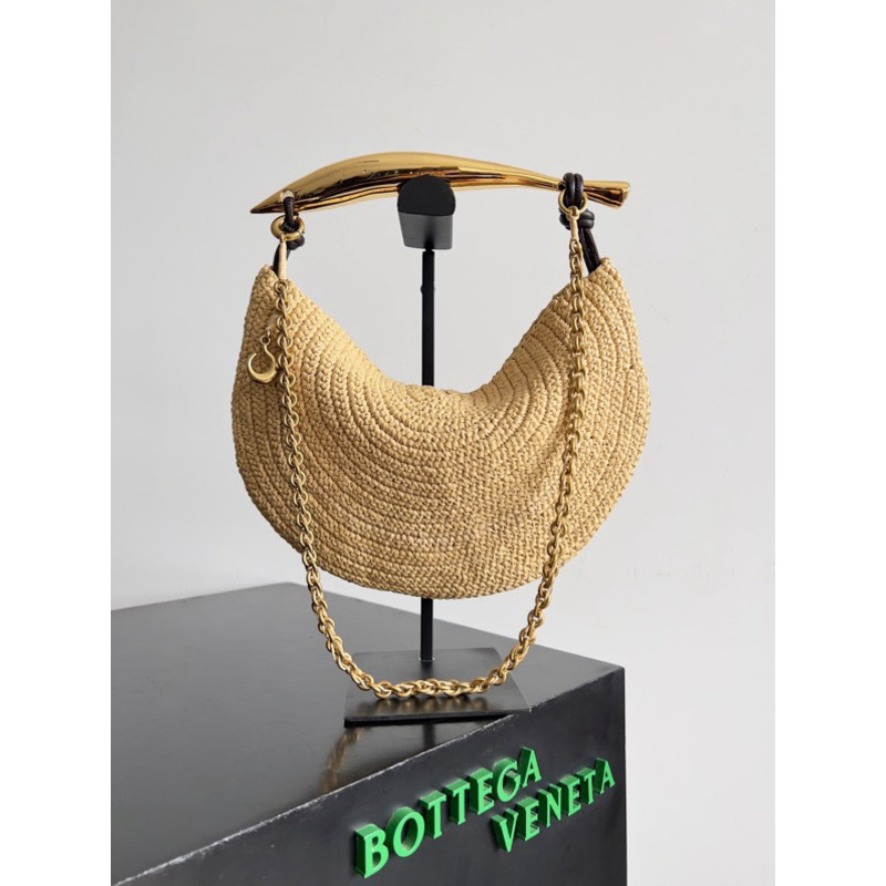 Bo*te*ga ve*ne*ta sardine leather-trimmed raffia shoulder bag beige