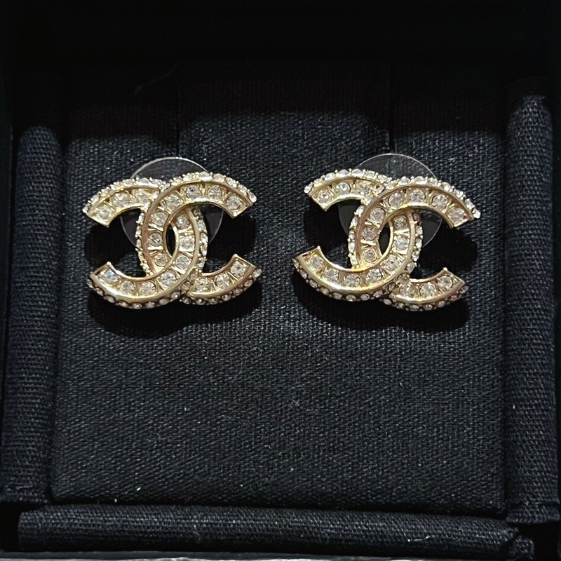 Ch*el cc earrings light gold