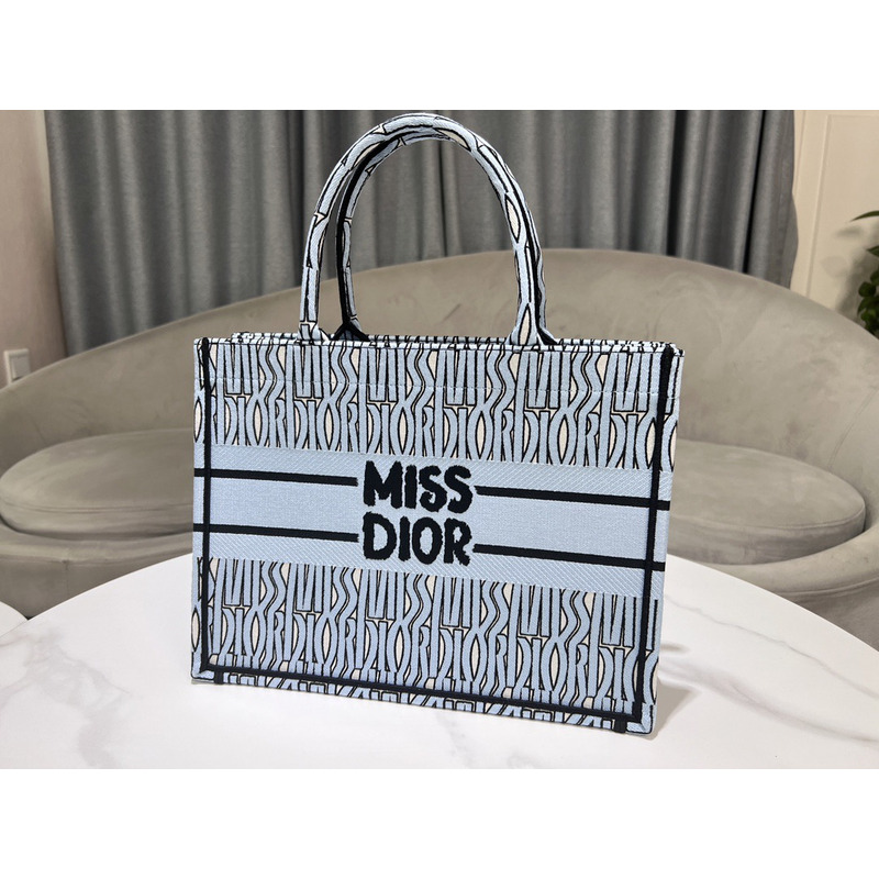 D*or medium D*or book tote pale miss D*or allover embroidery blue and black