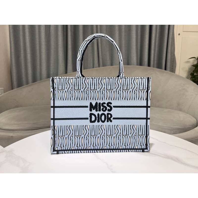 D*or medium D*or book tote pale miss D*or allover embroidery blue and black