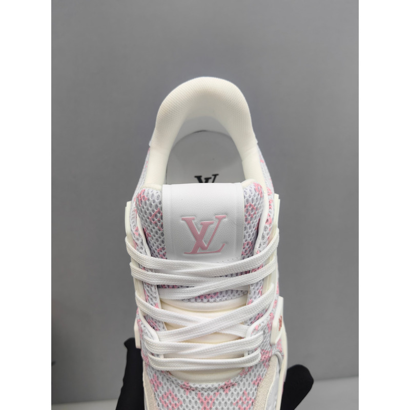 l**is V*t*n trainer sneaker pink&white