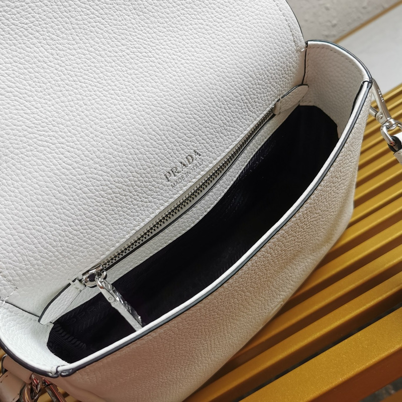 Pra*a leather shoulder bag white