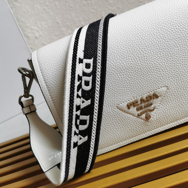 Pra*a leather shoulder bag white