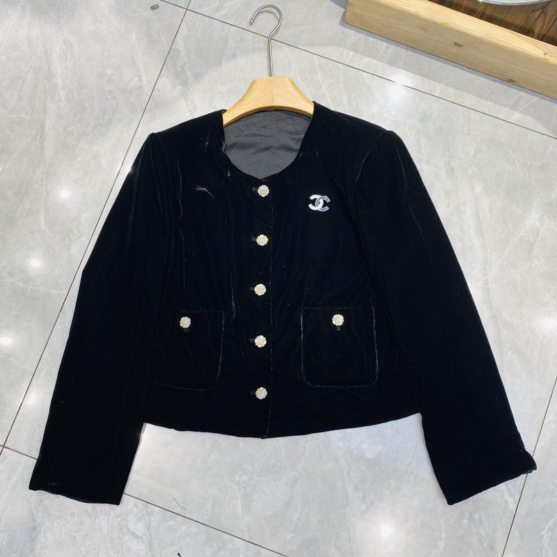 Ch*el logo embroidered short jacket black