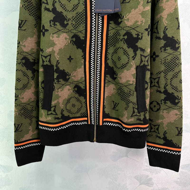 l**is V*t*n jacquared wool bomber blouson rifle green