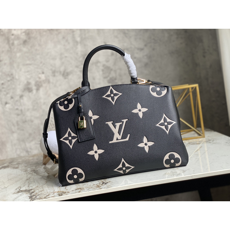 l**is V*t*n grand palais monogram leather bag black