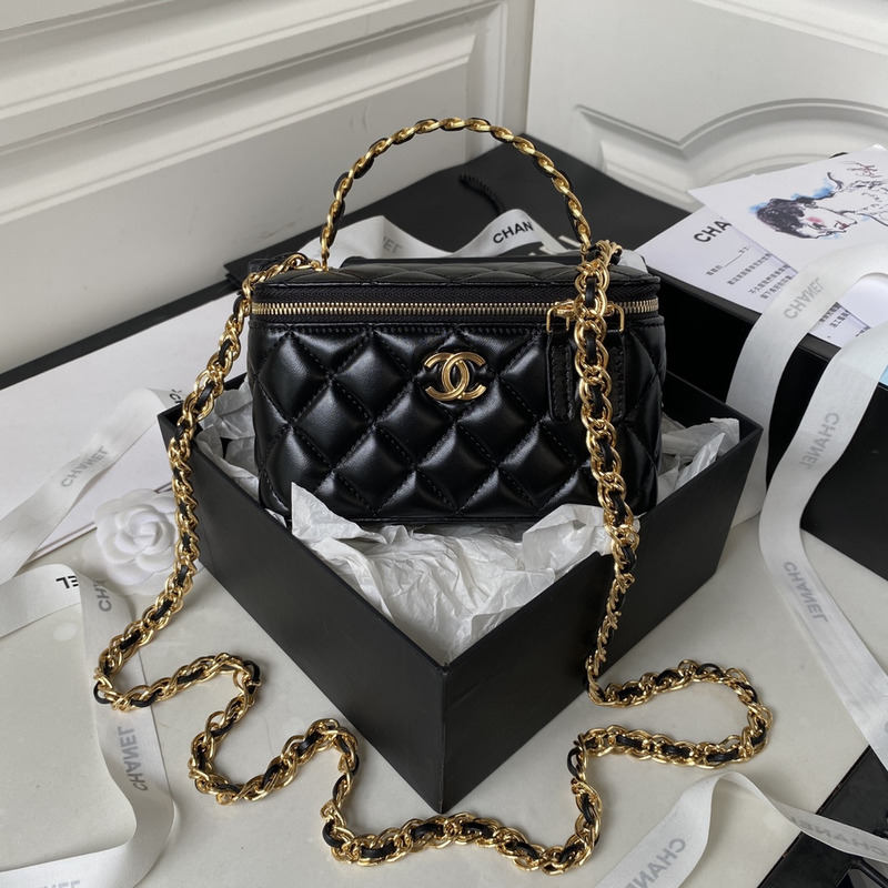 Ch*el chain clutch bag black