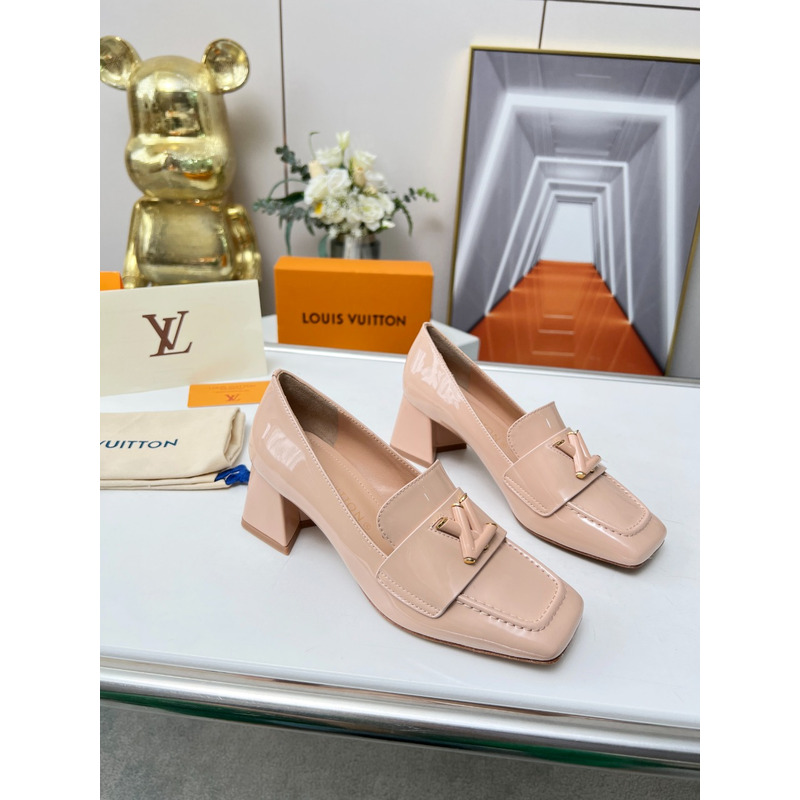 l**is V*t*n upper case block heels nude pink