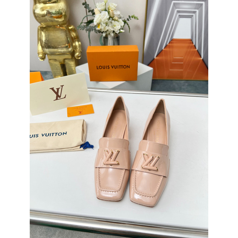 l**is V*t*n upper case block heels nude pink