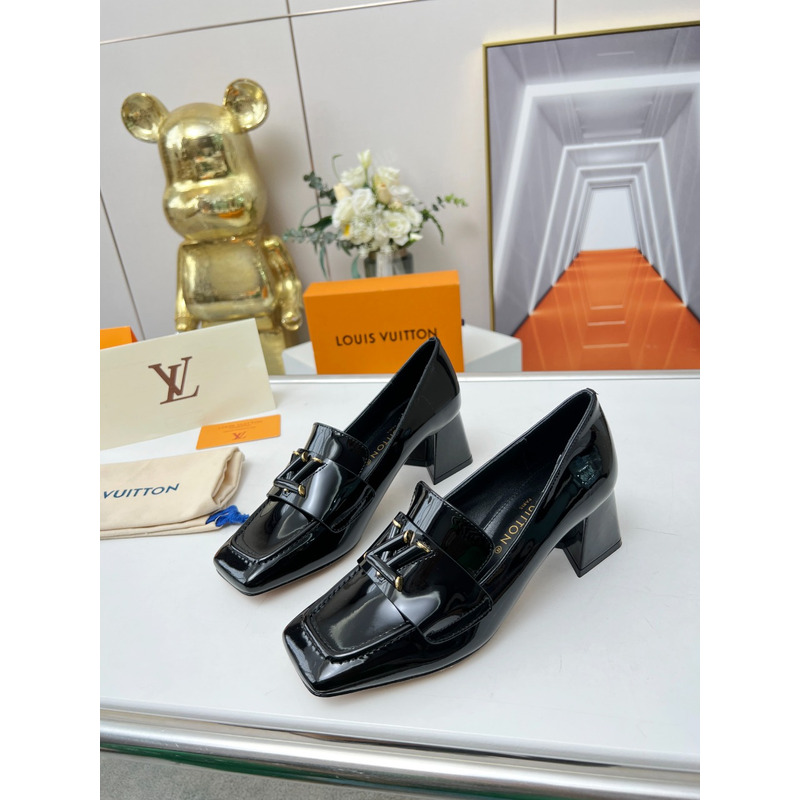 l**is V*t*n upper case block heels black