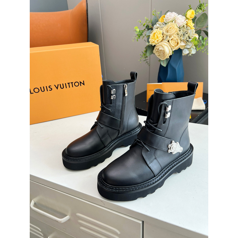 l**is V*t*n leather boots black