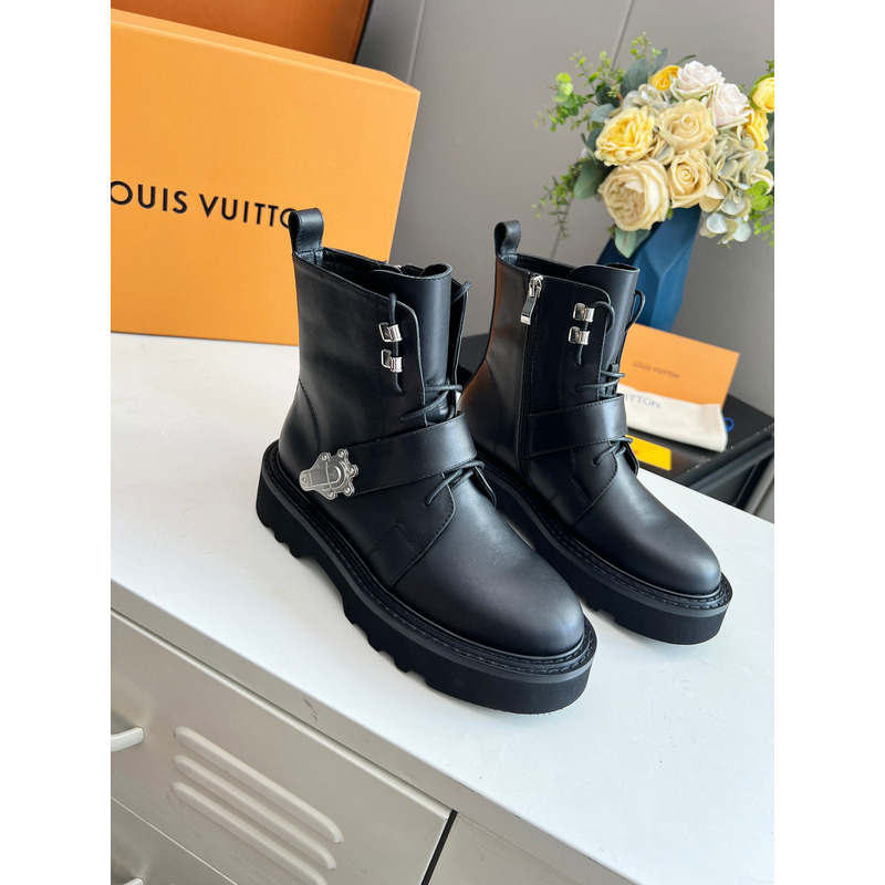 l**is V*t*n leather boots black