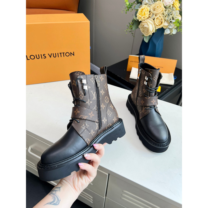 l**is V*t*n leather boots black and monogram