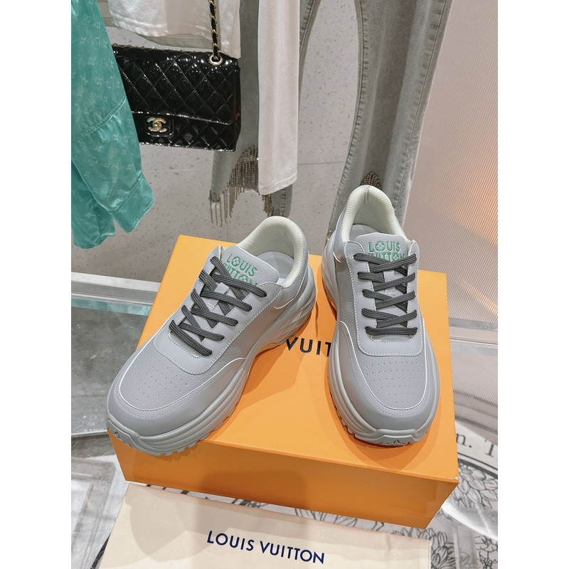 l**is V*t*n discovery sneakers grey