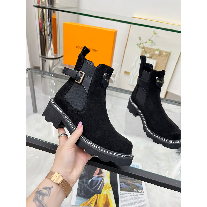 l**is V*t*n beaubourg boots suede calfskin black