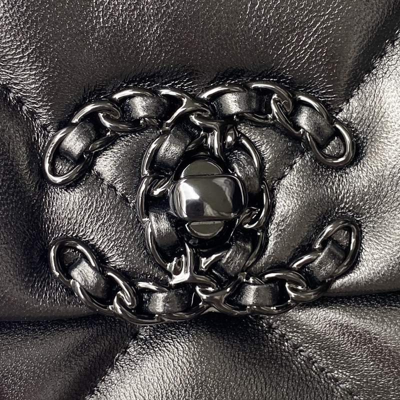 Ch*el 19 lambskin small so black