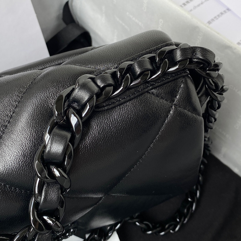 Ch*el 19 lambskin small so black