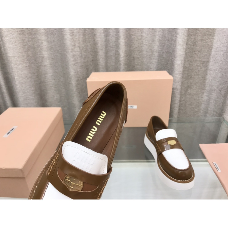 Miumiu Leather Penny Loafers White And Brown