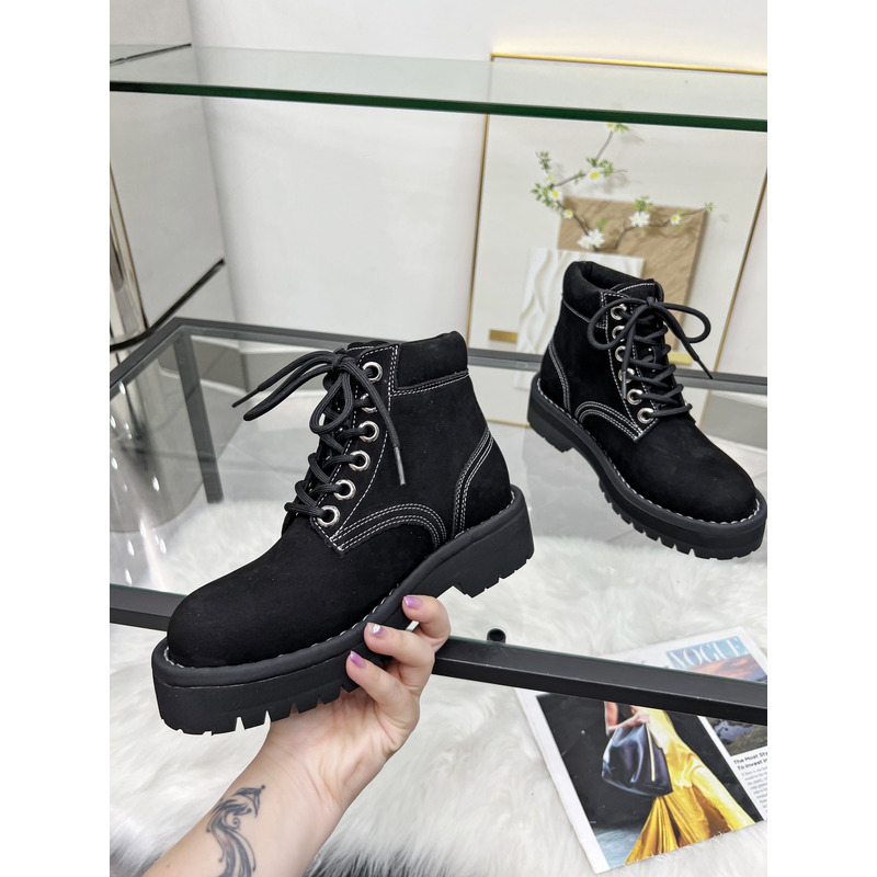 Ce**e lace-up boot in nubuck calfskin black