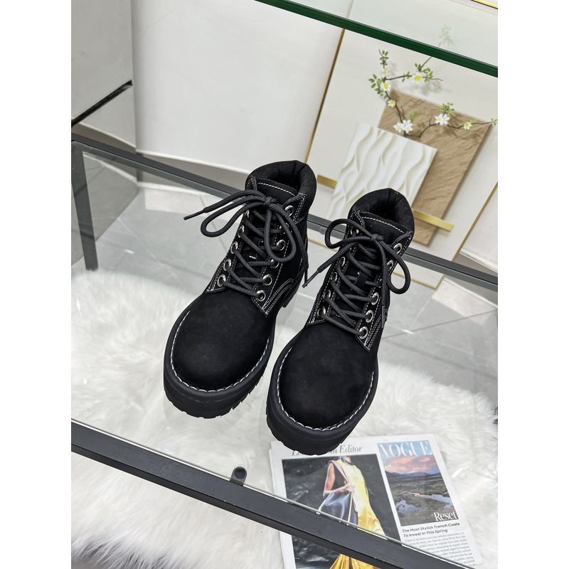 Ce**e lace-up boot in nubuck calfskin black