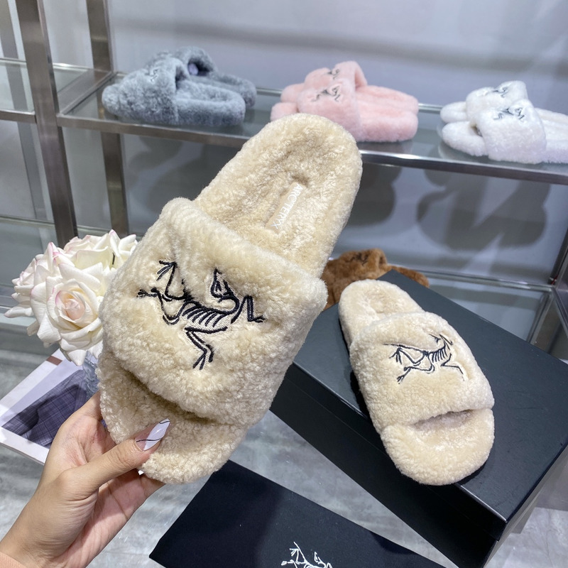 Arcteryx Fur Slides Beige