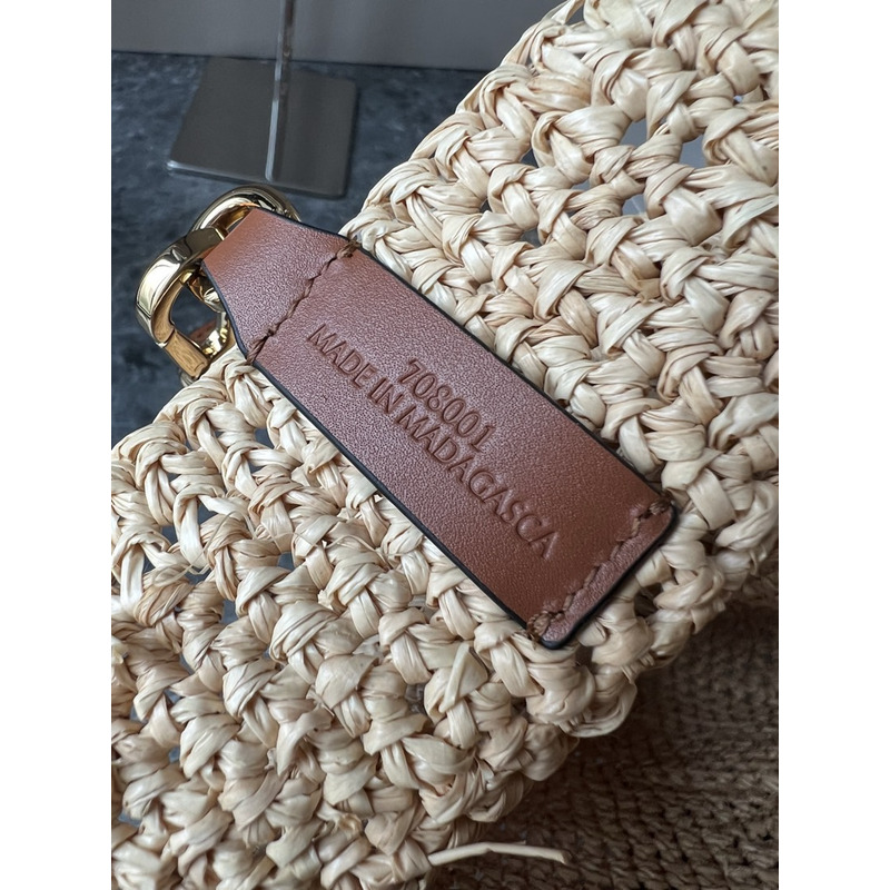 Loewe Slit Bag in Raffia And Calfskin Beige