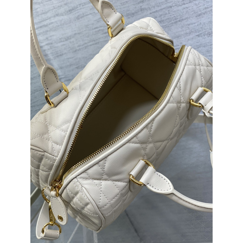 D*or groove 25 bag dusty ivory macrocannage calfskin