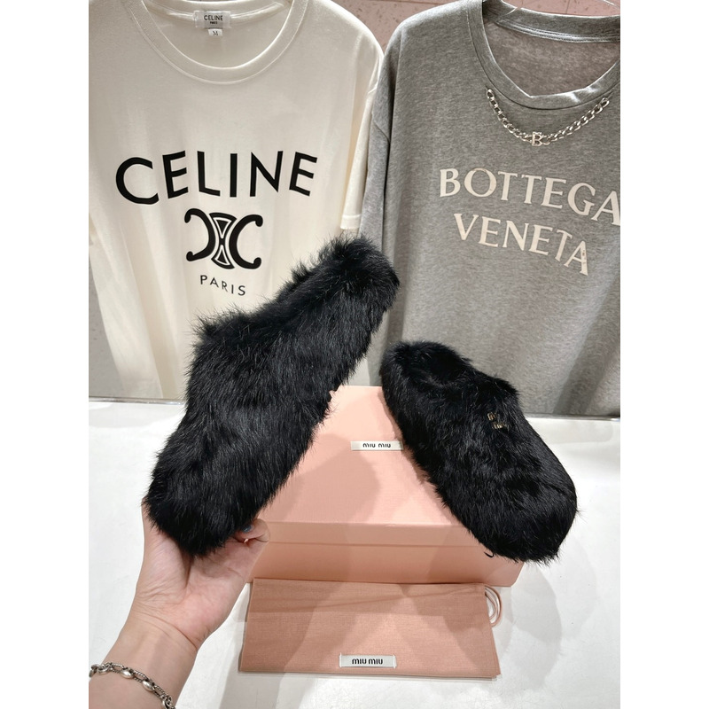 Miu Miu Logo Winter Fluffy Fur Slippers Black