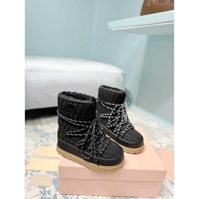 Miu Miu Matelasse Apres Ski Boots Black