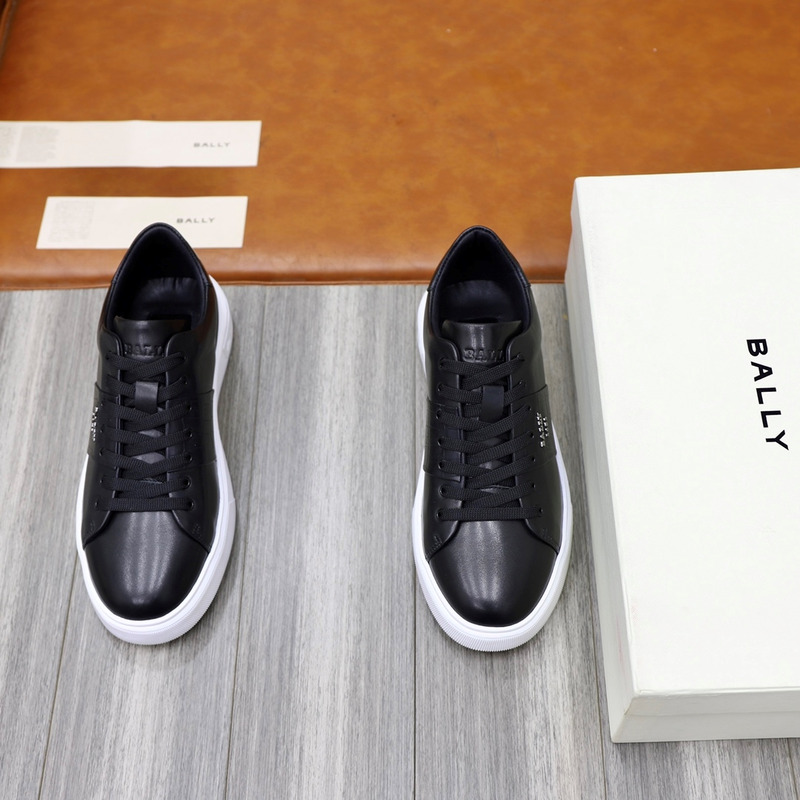 Bally Leather Low-top Trainers In Black