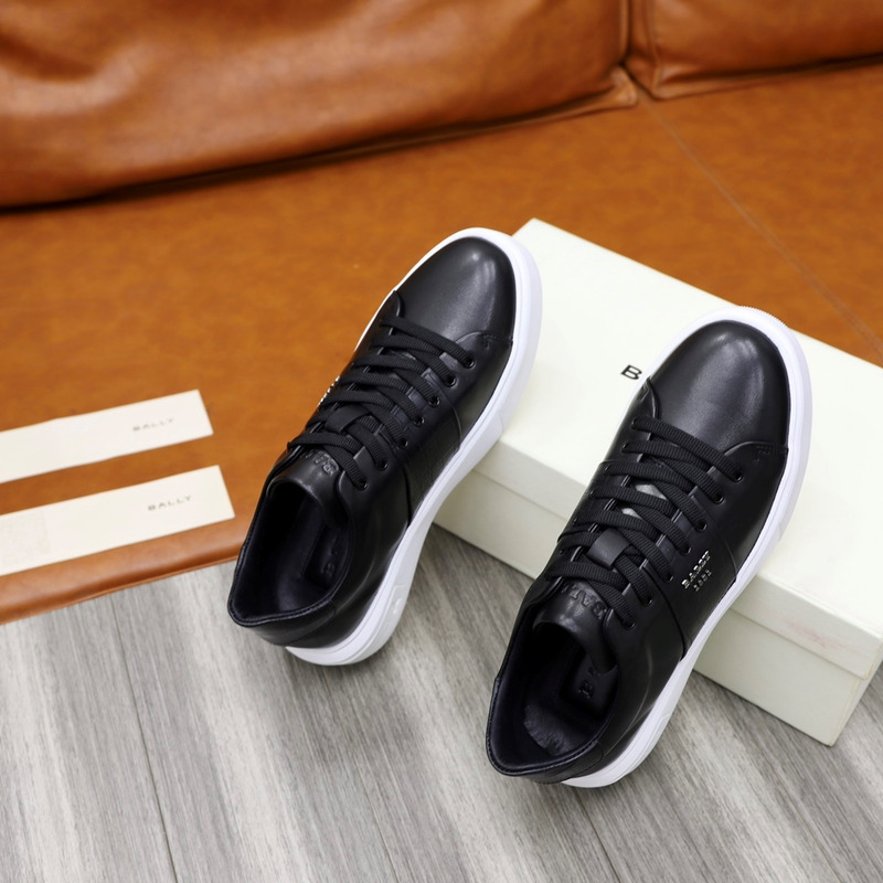 Bally Leather Low-top Trainers In Black