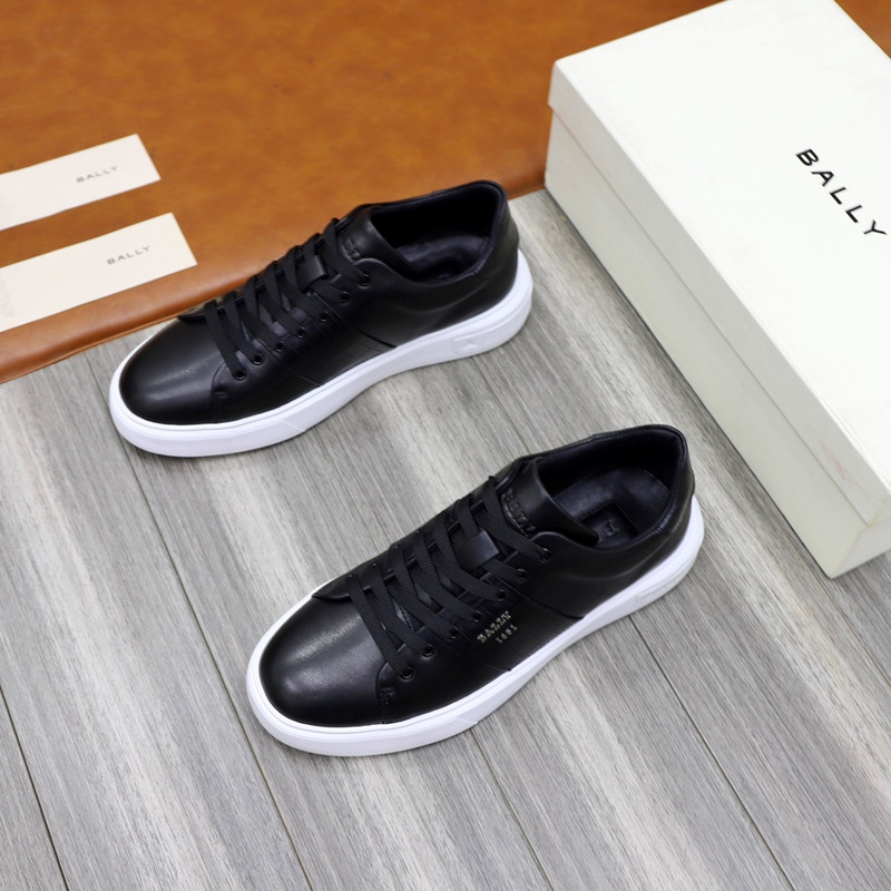 Bally Leather Low-top Trainers In Black