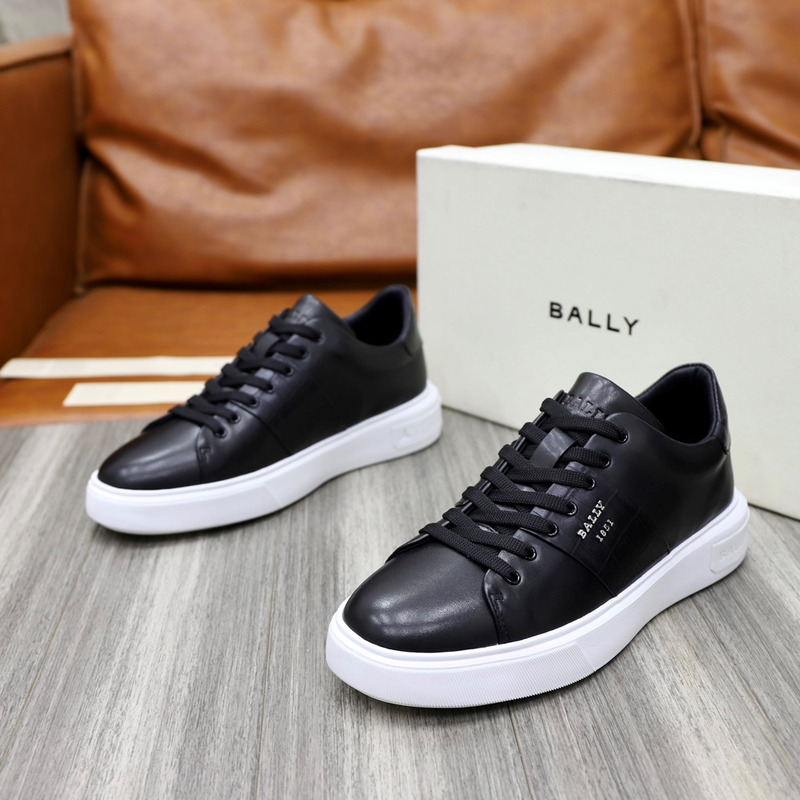 Bally Leather Low-top Trainers In Black