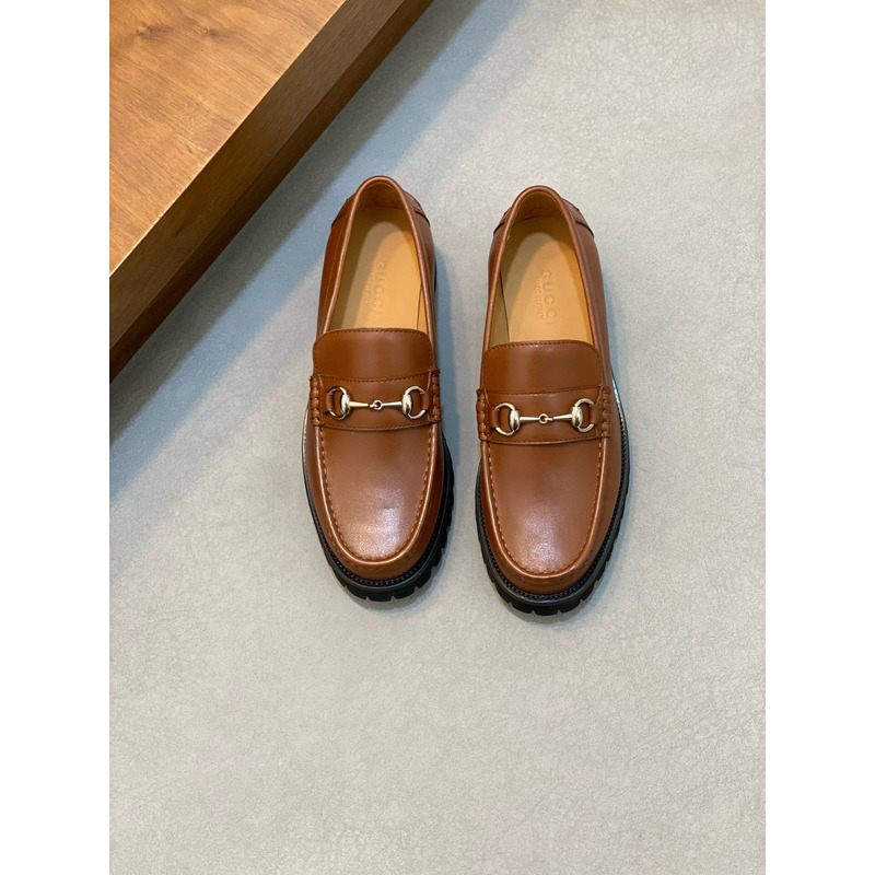 G*u*i logo loafer with horsebit brown