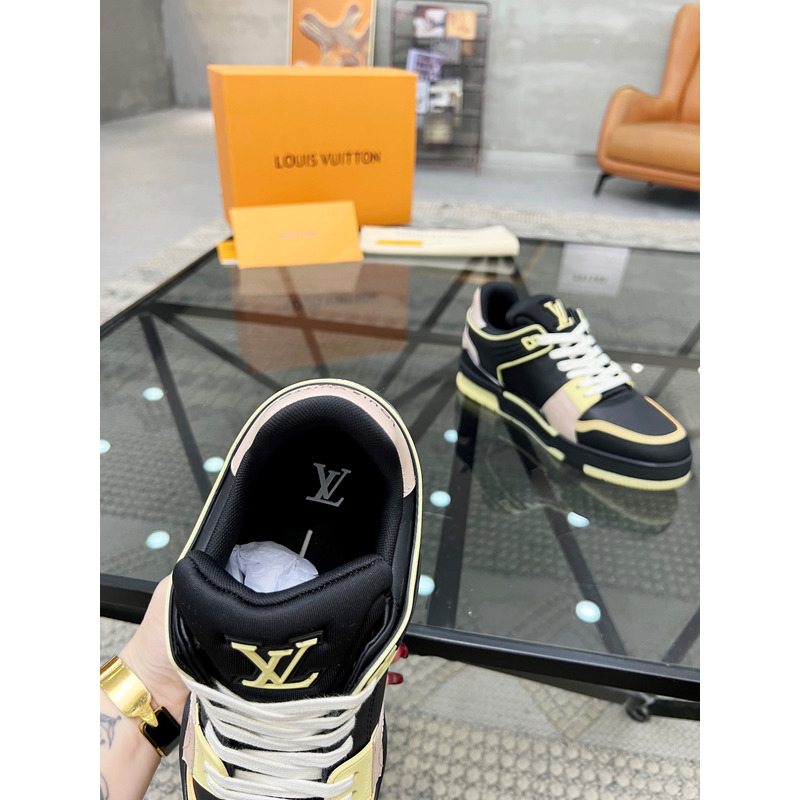 l**is V*t*n trainer sneaker black