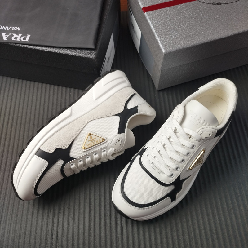 Pra*a suede and leather sneaker white grey