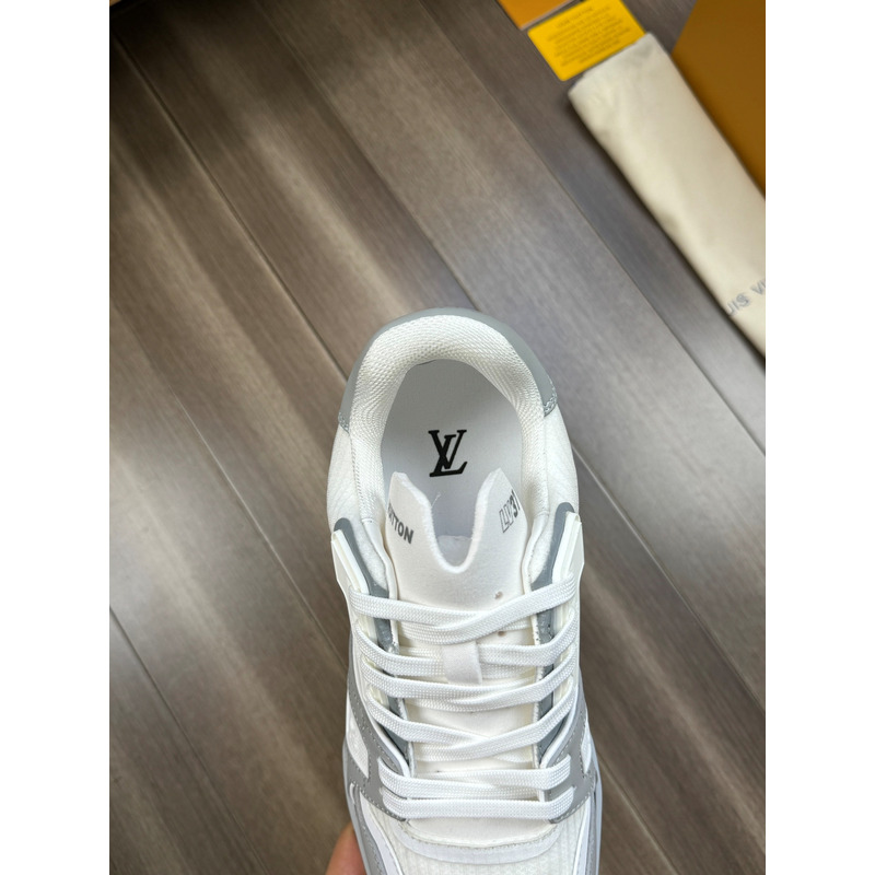 l**is V*t*n trainer calfskin white and grey