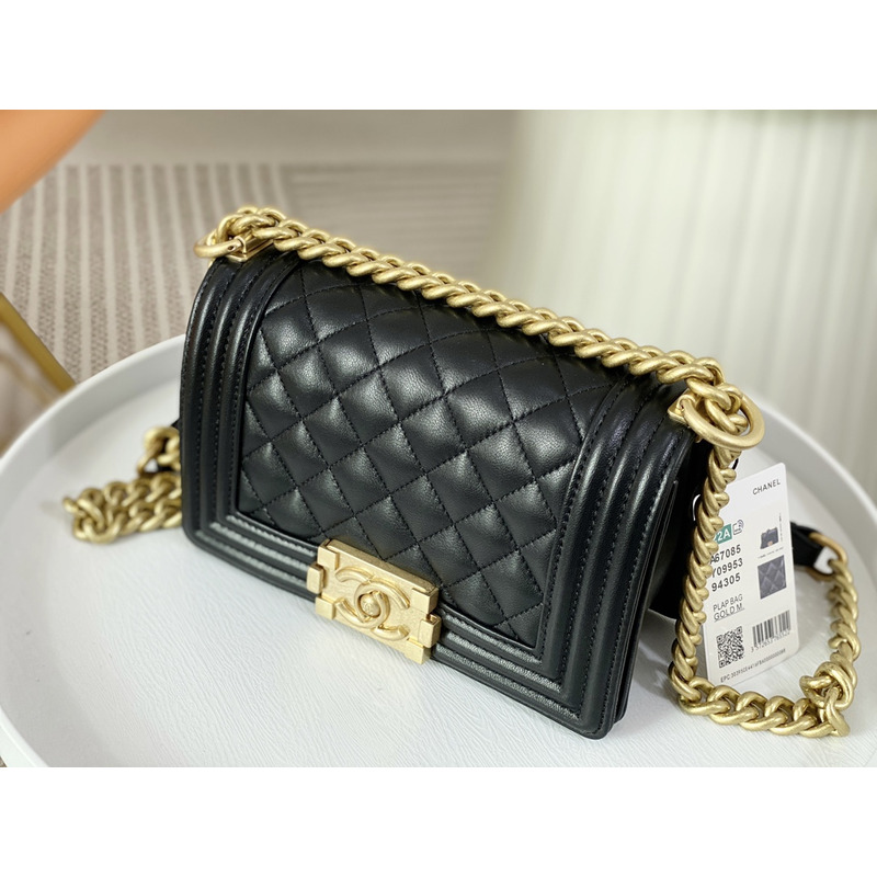 Ch*el boy flap bag quilted caviar gold hardware shoulder bag black