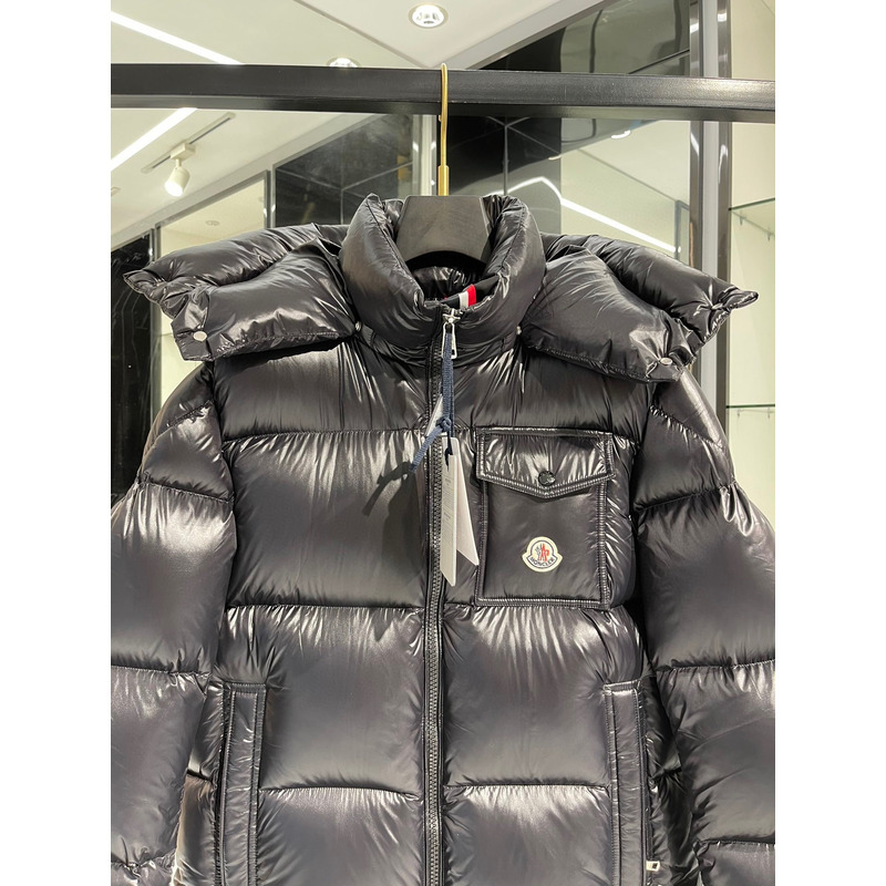 Moncler Montbeliard Short Down Jacket Black