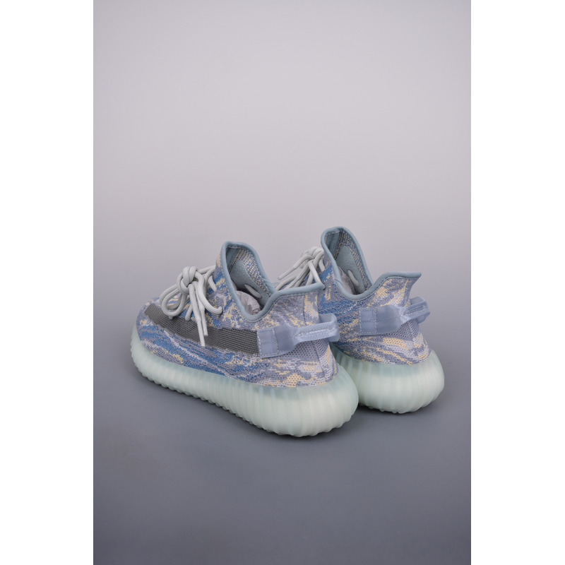 Ad*s yeezy boost 350 v2 mx frost blue sneaker