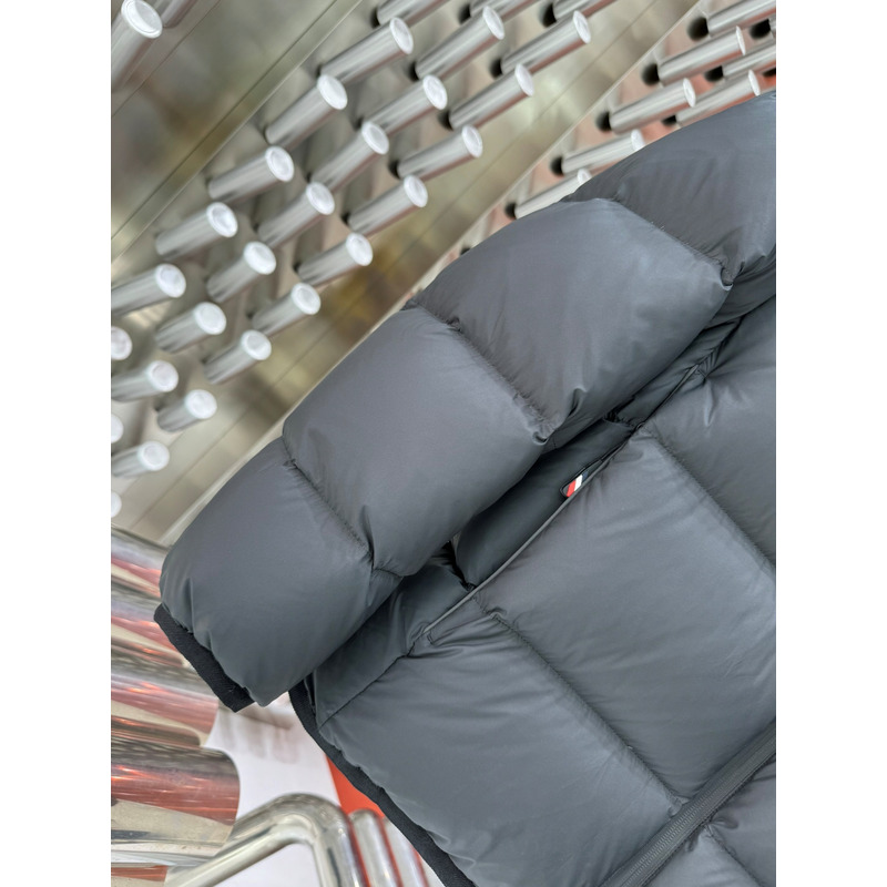 Moncler Logo Printed Down Jacket in Grey