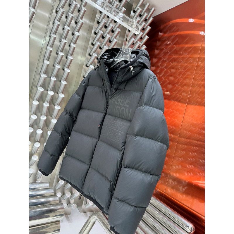 Moncler Logo Printed Down Jacket in Grey