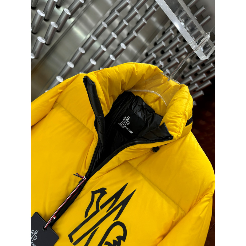 Moncler Suisses Down Jacket in Yellow