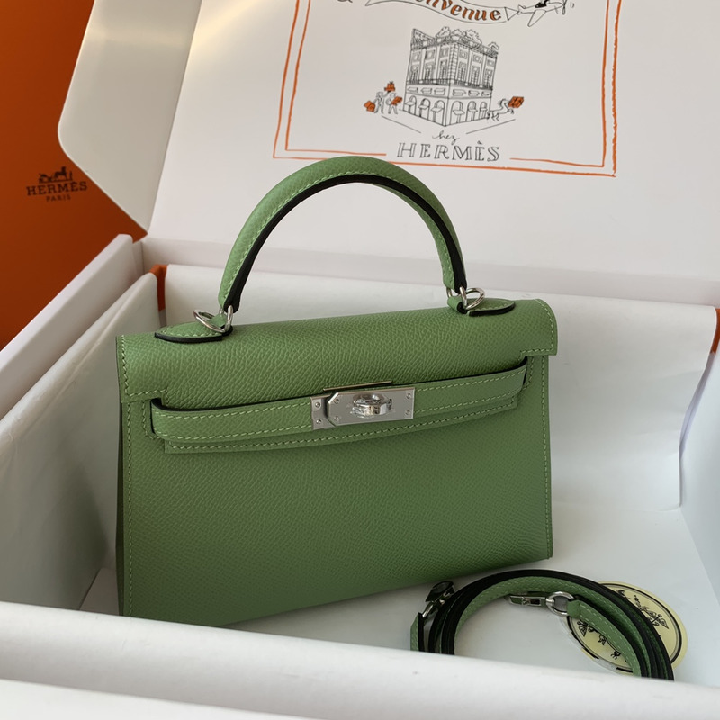 H**mes mini kelly pochette green bag