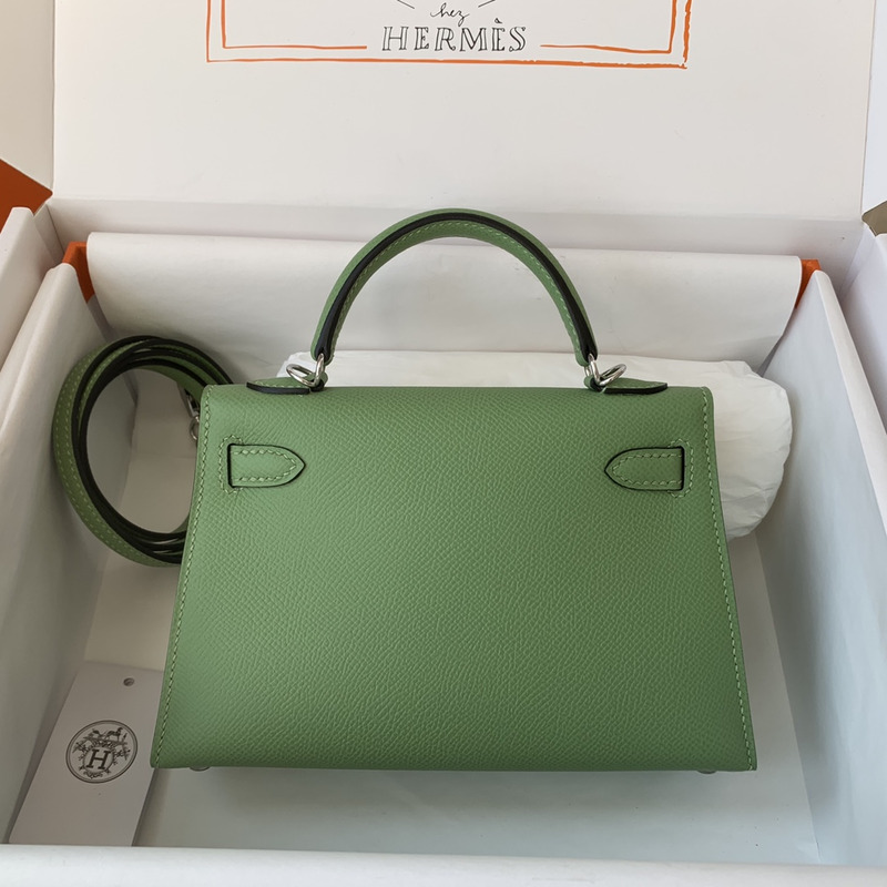 H**mes mini kelly pochette green bag