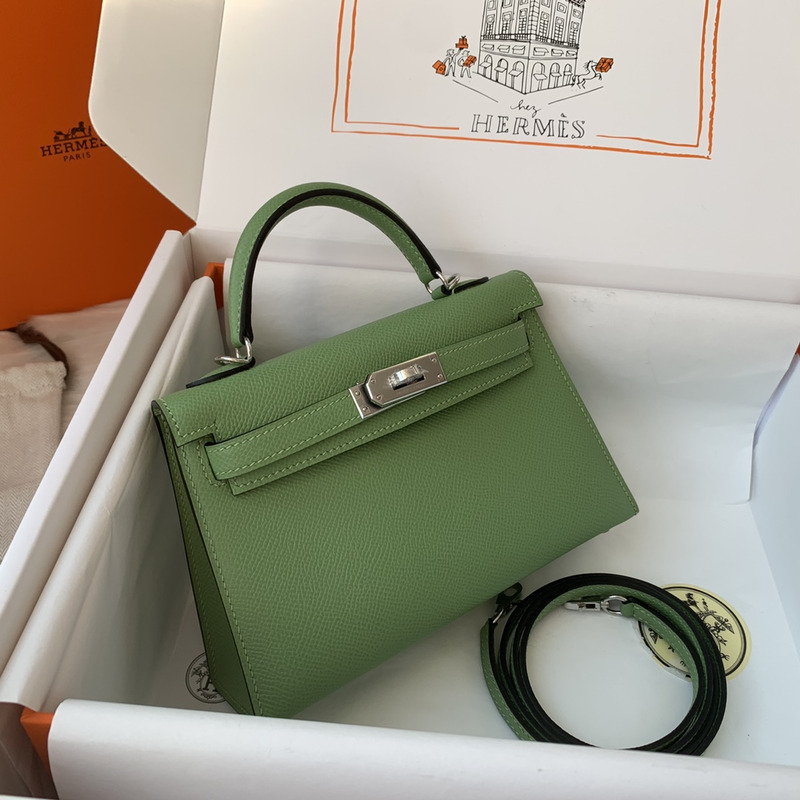 H**mes mini kelly pochette green bag