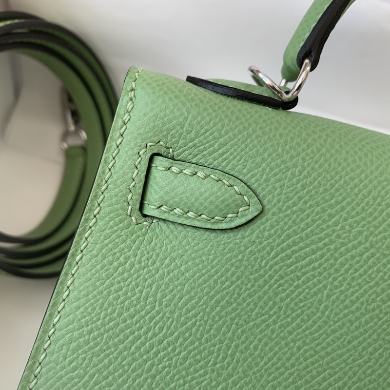 H**mes mini kelly pochette green bag