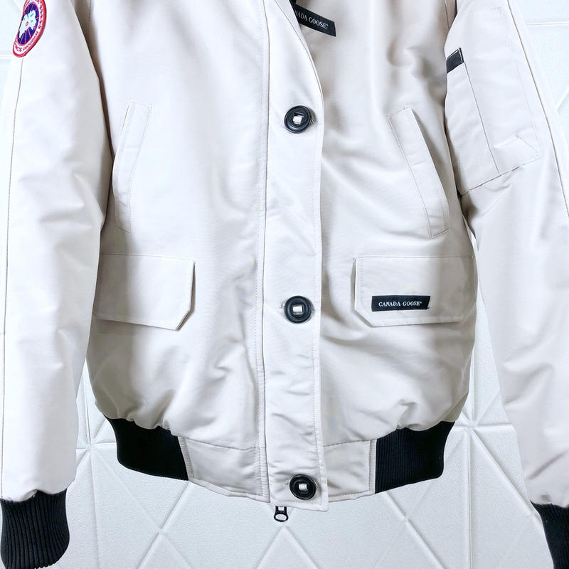 Can*a Go*e chilliwack bomber heritage jacket white